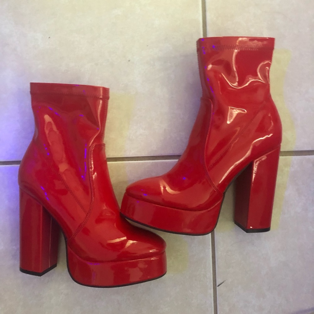 Sugar thrillz ruby red Platforms